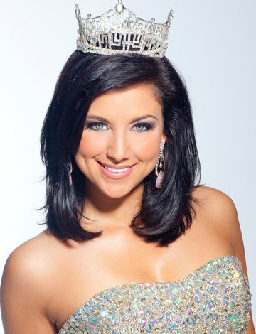Laura Kaeppeler WINS Miss America 2012, TALENT WINNER, Opera-"Il Bacio"